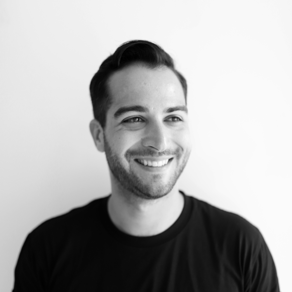 Adrian Gidaro headshot