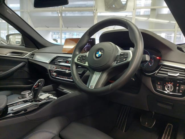 2019 BMW 520iA M Sport