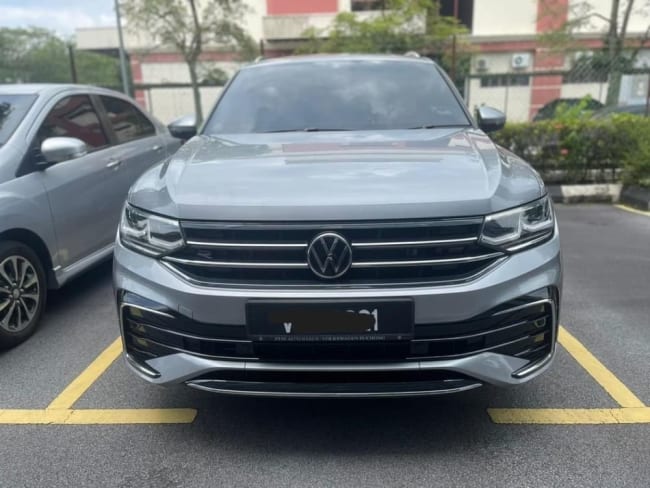 2022 Volkswagen Tiguan 2.0L Allspace R-Line