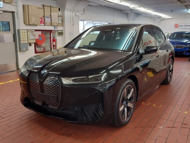 2023 BMW iX xDrive40