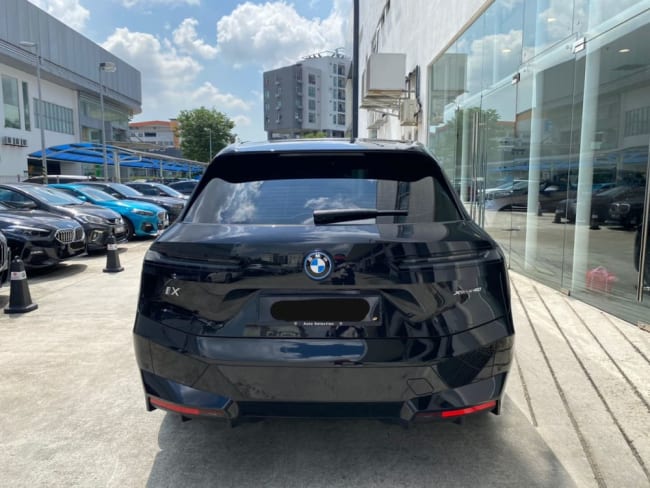 2023 BMW iX xDrive40 Sport