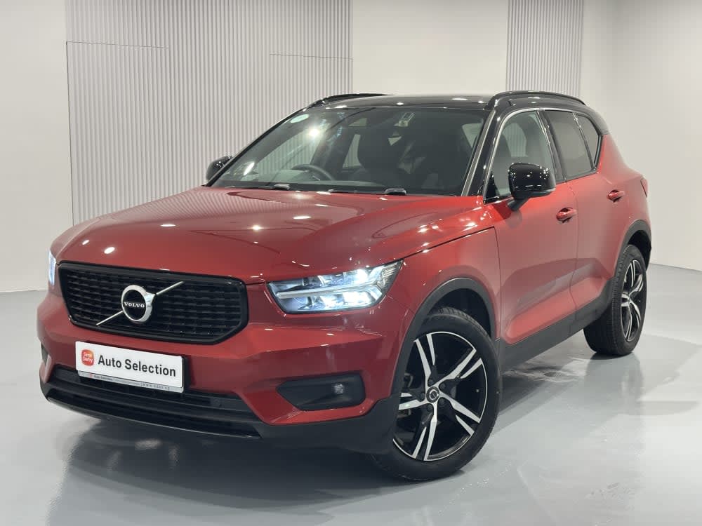 Volvo XC40 T4 R-DESIGN 