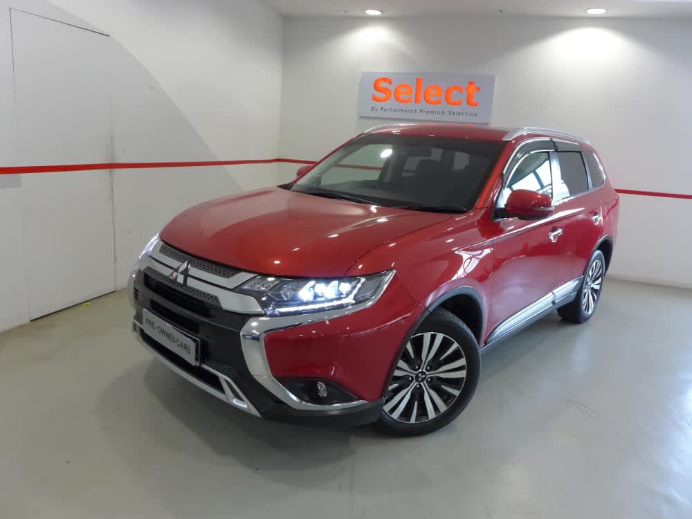 Mitsubishi OUTLANDER 2.0 CVT Select by Performance