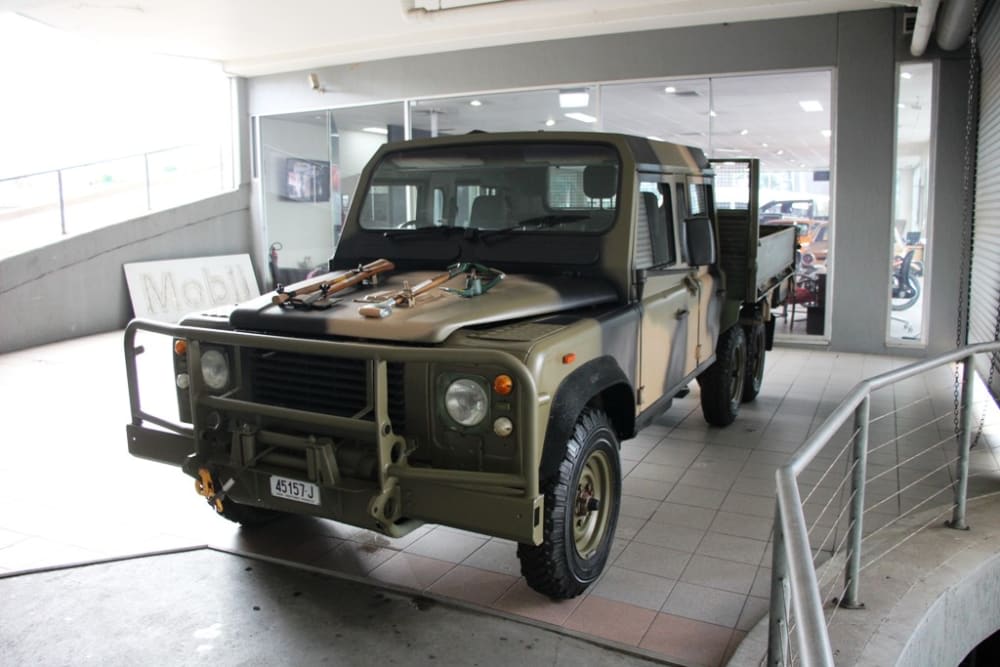 1991 Landrover Perentie  Crew Cab