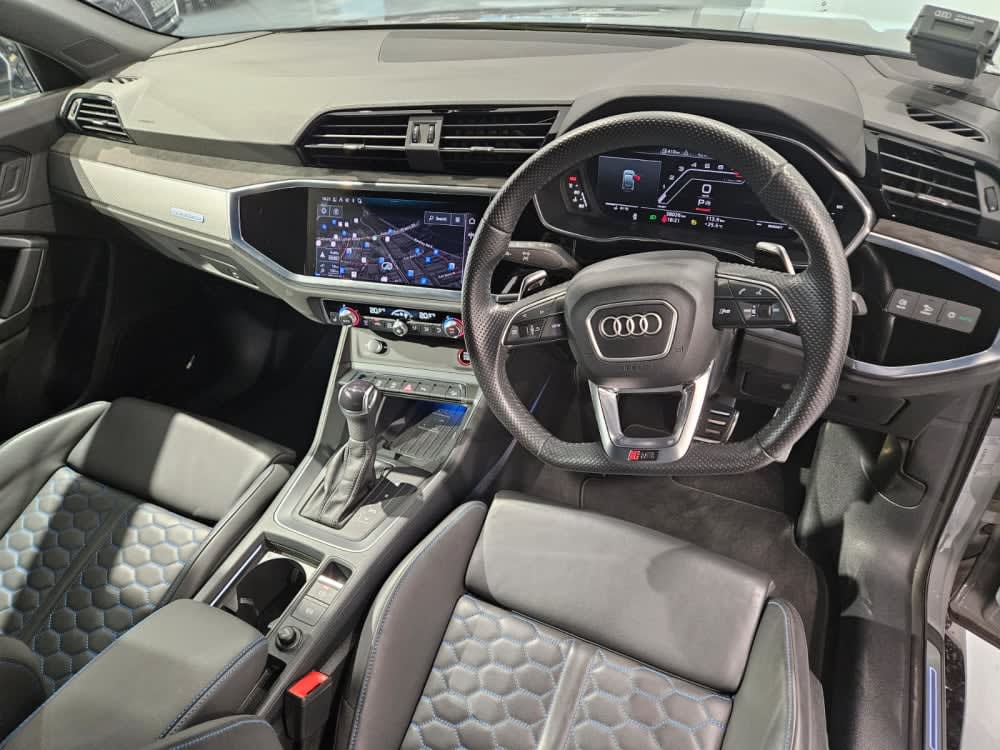 Audi RSQ3 SB 2.5 TFSI QU S TRONIC 