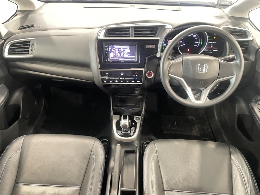 Honda FIT HYBRID 1.5 