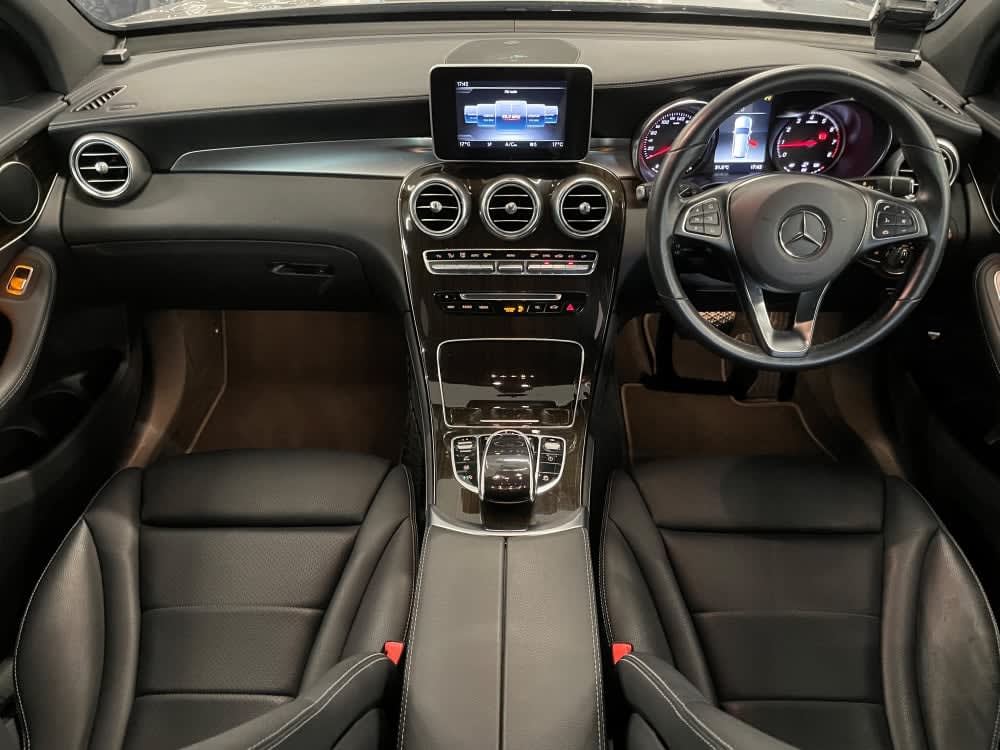 Mercedes Benz GLC200 