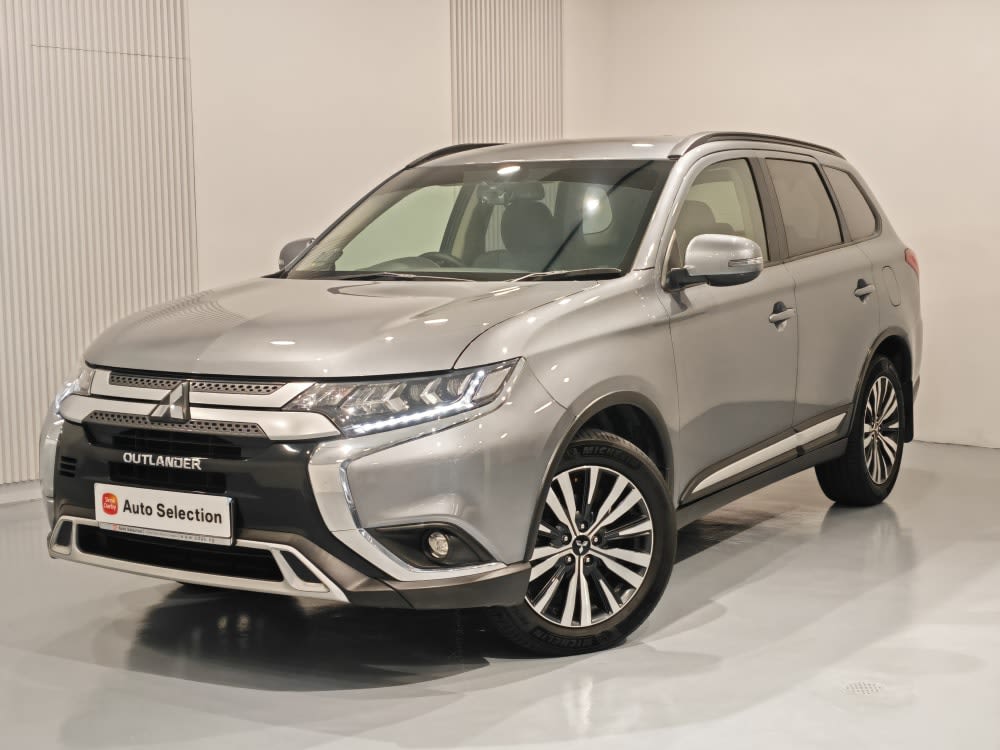 Mitsubishi OUTLANDER 2.0 CVT 