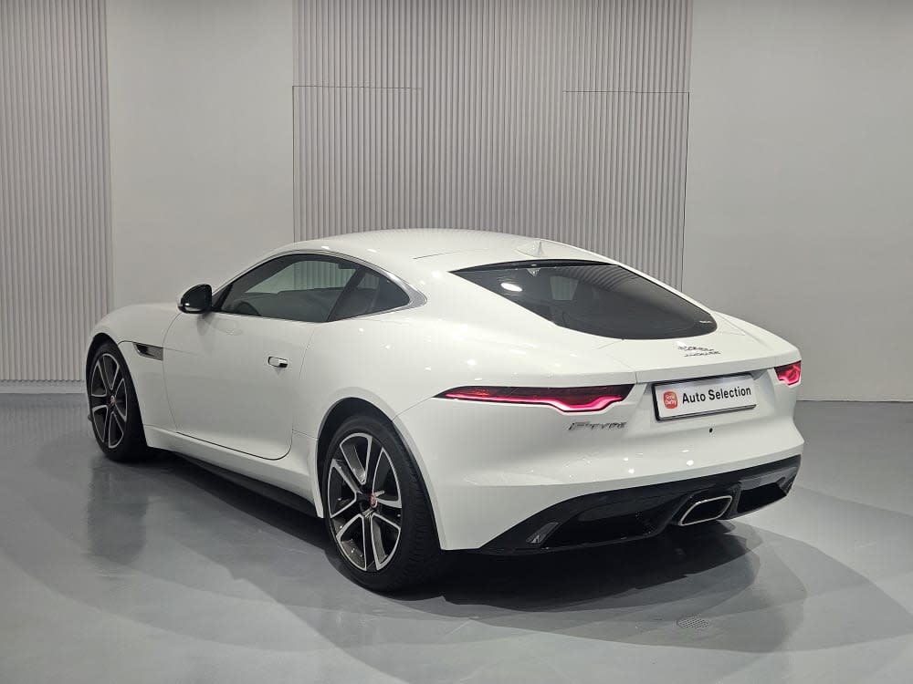 Jaguar F-TYPE 2.0 