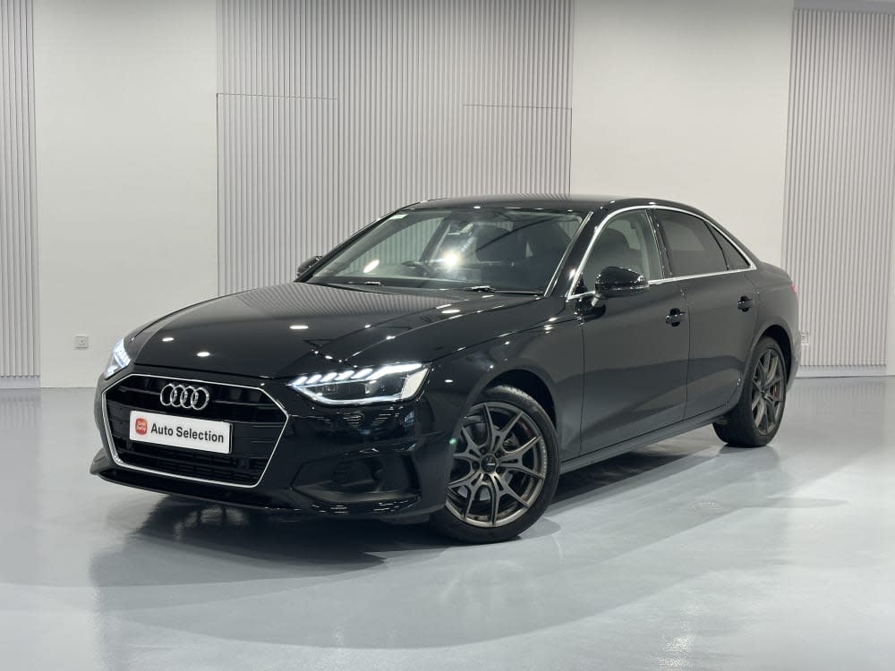 Audi A4 2.0 TFSI S TRONIC 