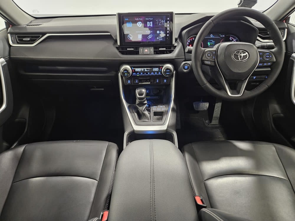 Toyota RAV4 2.0 PREMIUM 