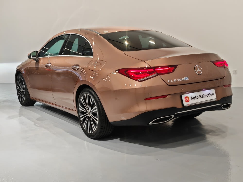 Mercedes Benz CLA180 COUPE PROGRESSIVE 