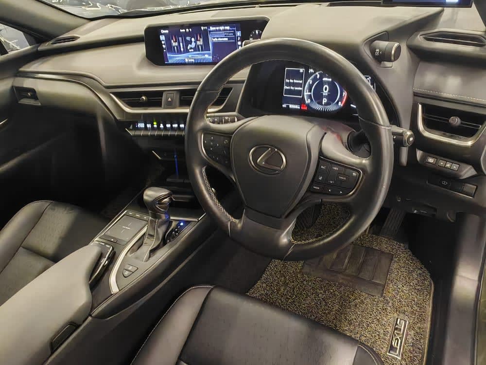 Toyota LEXUS UX200 EXECUTIVE 