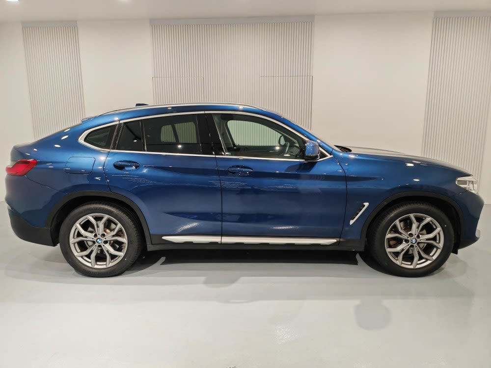 BMW X4 xDrive20i 