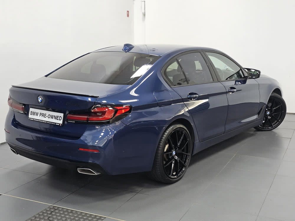 BMW 520i Sedan 