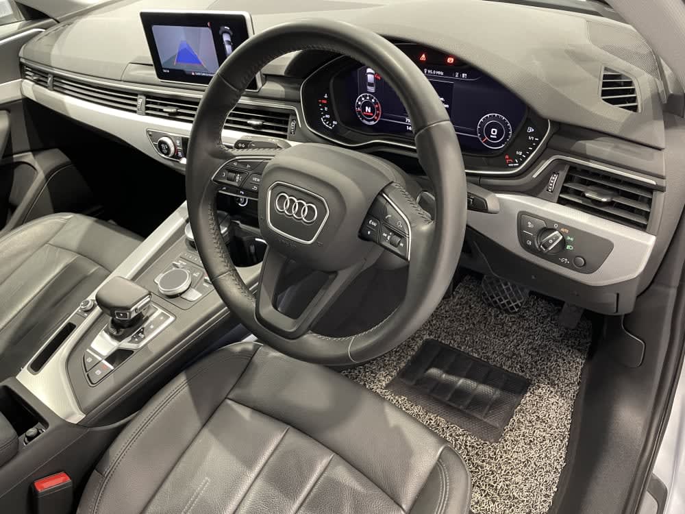 Audi A4 2.0 TFSI S TRONIC (NAV) 