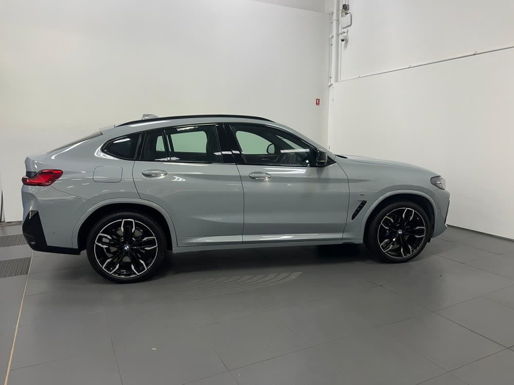 BMW X4 M40I 