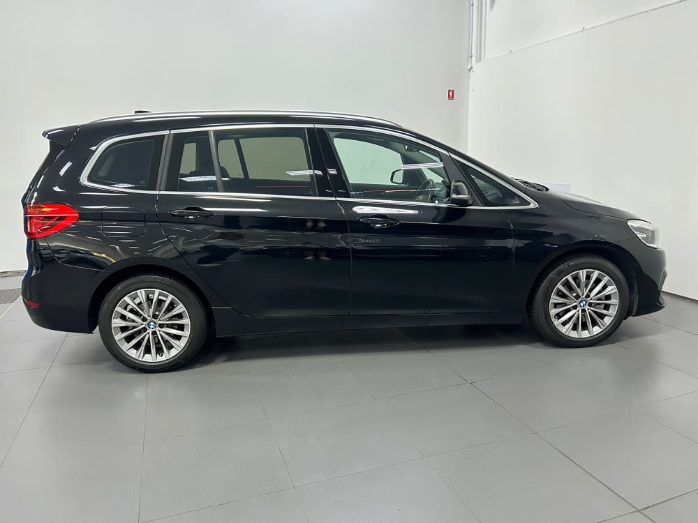 BMW 218i GRAN TOURER 