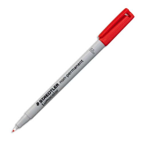 STAEDTLER Feutre multi-usages pour support lisse LUMOCOLOR Encre rouge non permanente Pointe fine 0,6mm photo du produit Principale L