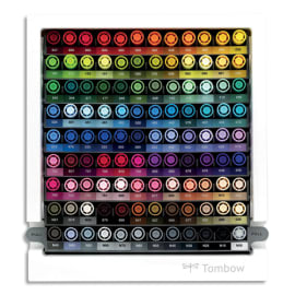 TOMBOW Présentoir avec 108 feutres ABT inclus. Plateaux extractibles, étiquettes couleurs. photo du produit