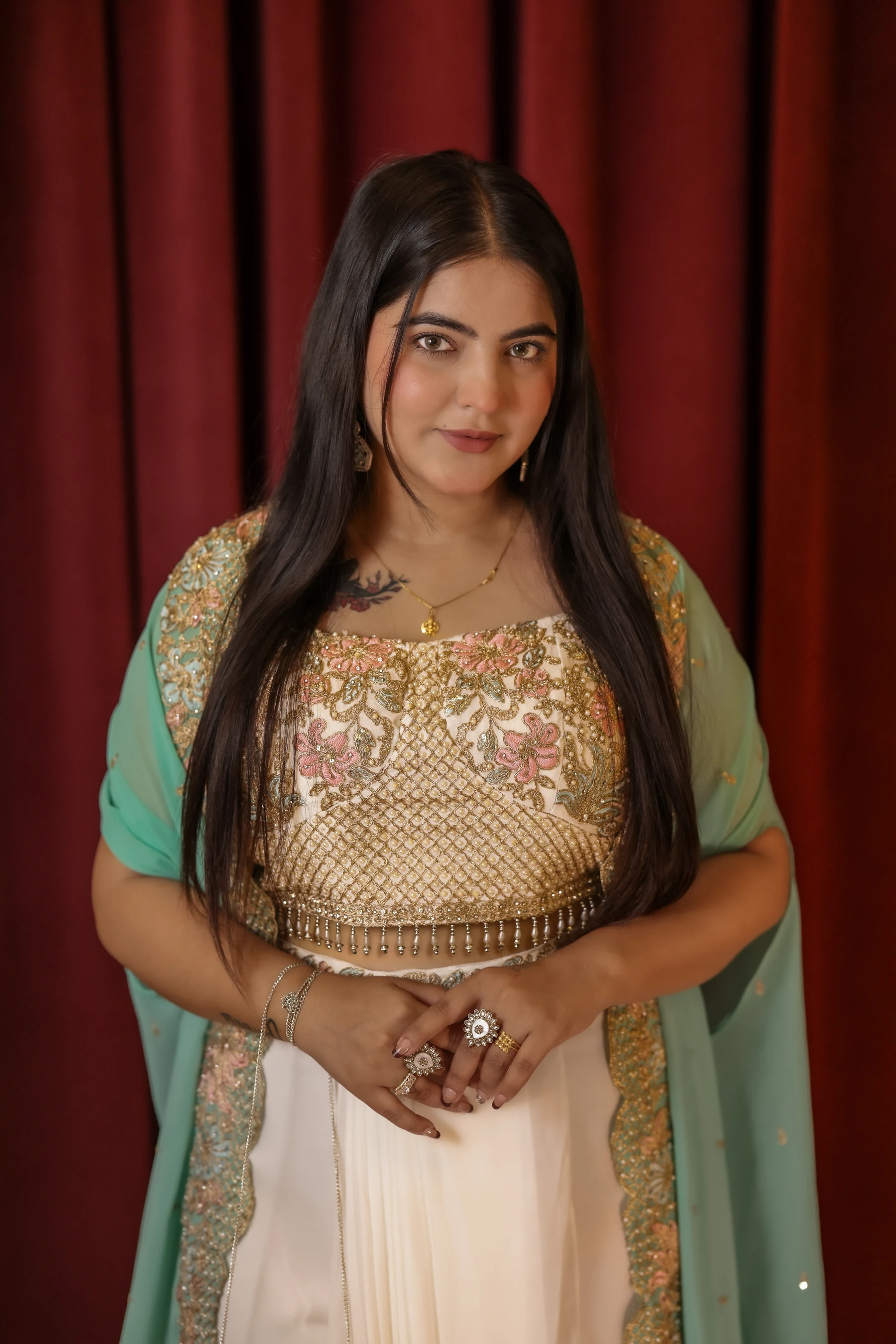 Zunaira Ivory & Mint Embroidered Indo-Western Drape Skirt & Cape Set thumbnail 3