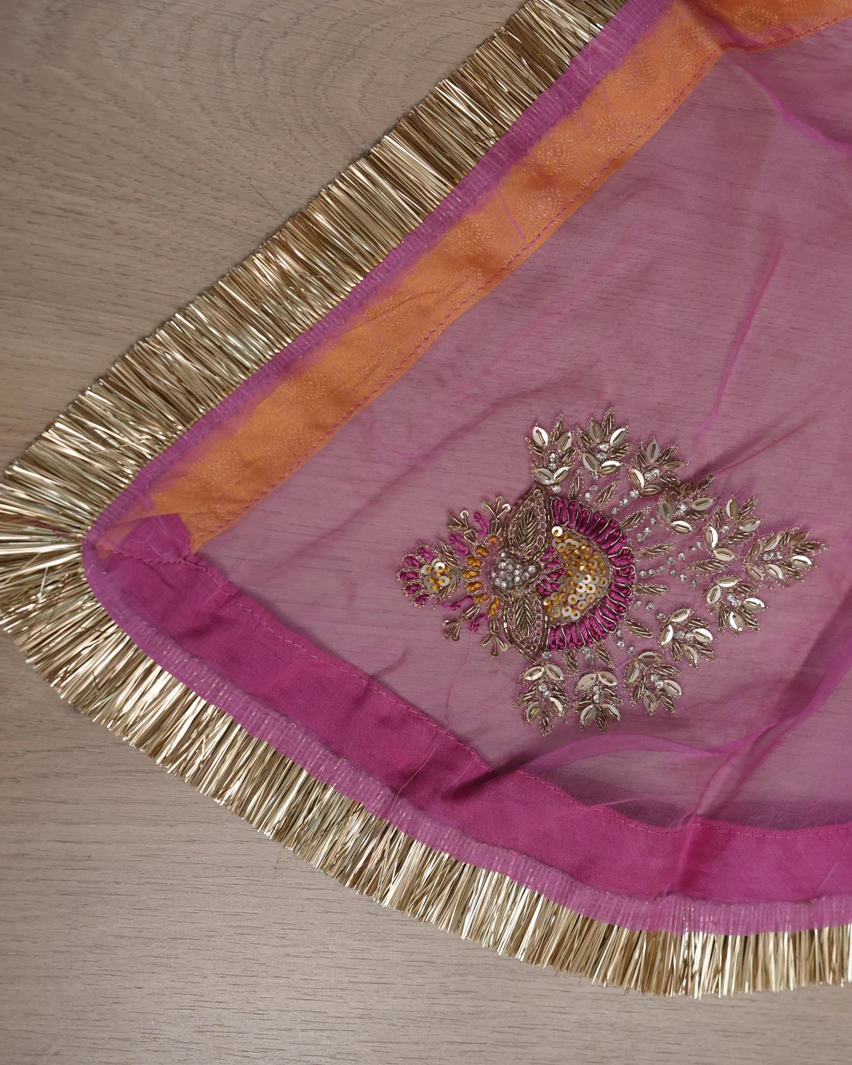 Nilofer Orchid Pink Handcrafted Zardozi Silk Suit — photo 4
