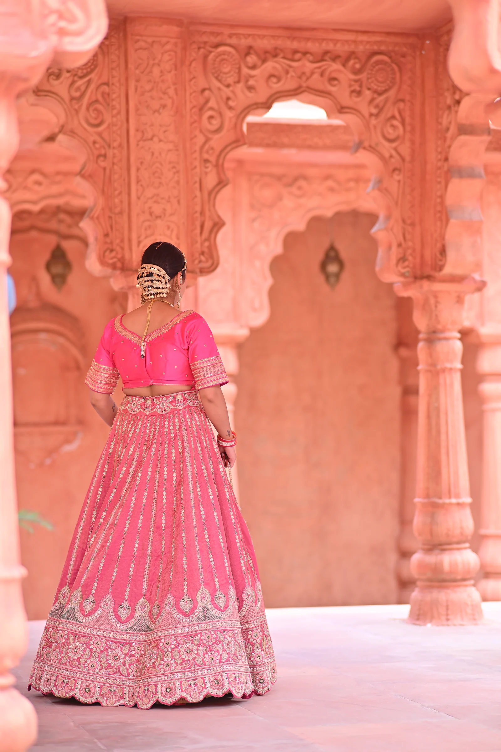 Mumtaz Blossom Pink & Scalloped Zardozi Bridal Lehenga — photo 4