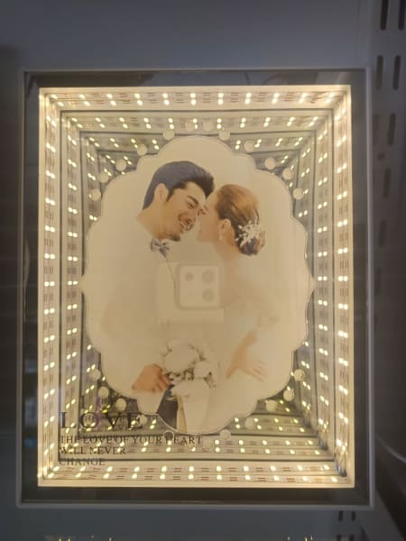 3D Infinity LED Photo Frame