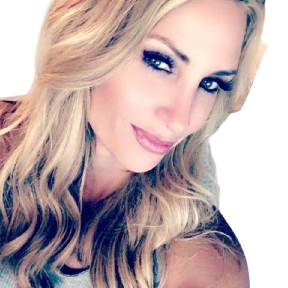 Kelly Pratt, Tattoo Specialist, Tattoo Artist (Microblading) Tampa, FL