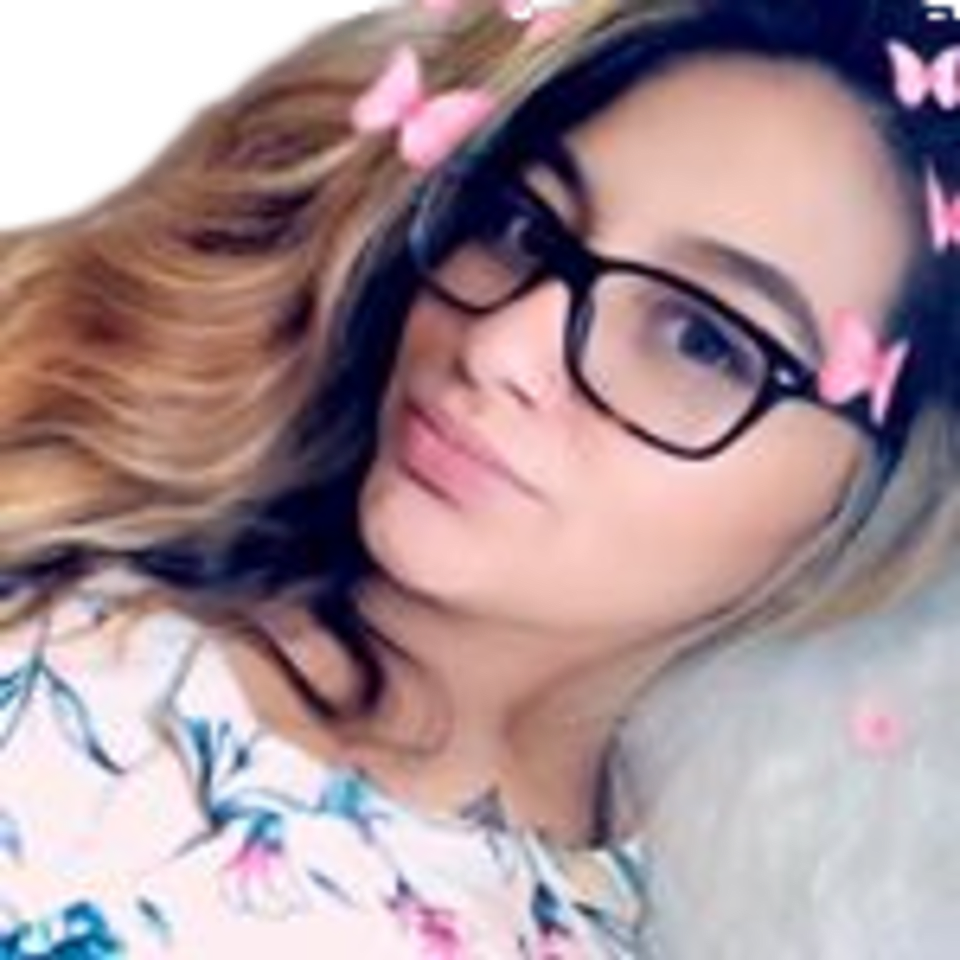 Serafina Niz, Aesthetician Specialist, Esthetician Chicago, IL