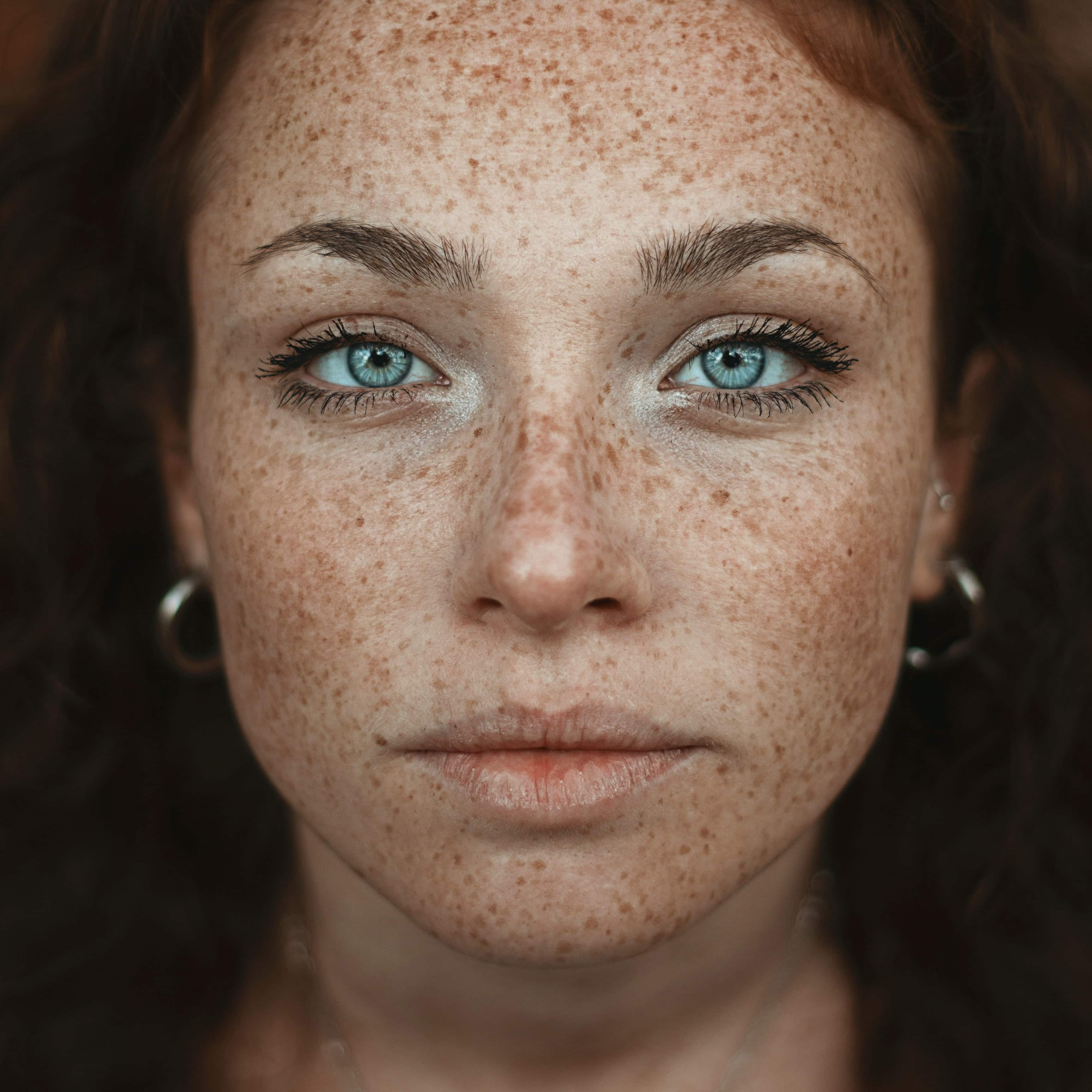 The Science Behind Younger Skin: How Biosomes and Exosomes Are Transforming Healing, Recovery—And Anti-Aging Skincare