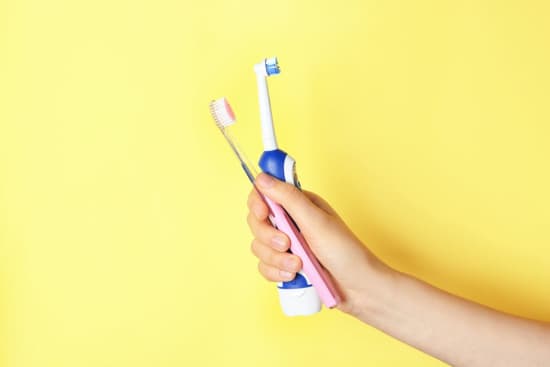 Should You Be Using An Electric Toothbrush?