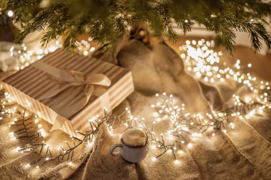The Holiday AEDIT 2021: 20 Beauty & Wellness Gifts For Her