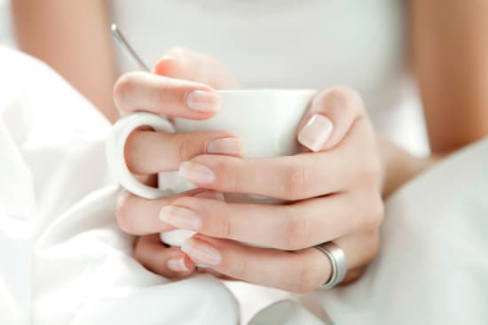 13 Things Your Nails Might Be Telling You About Your Health