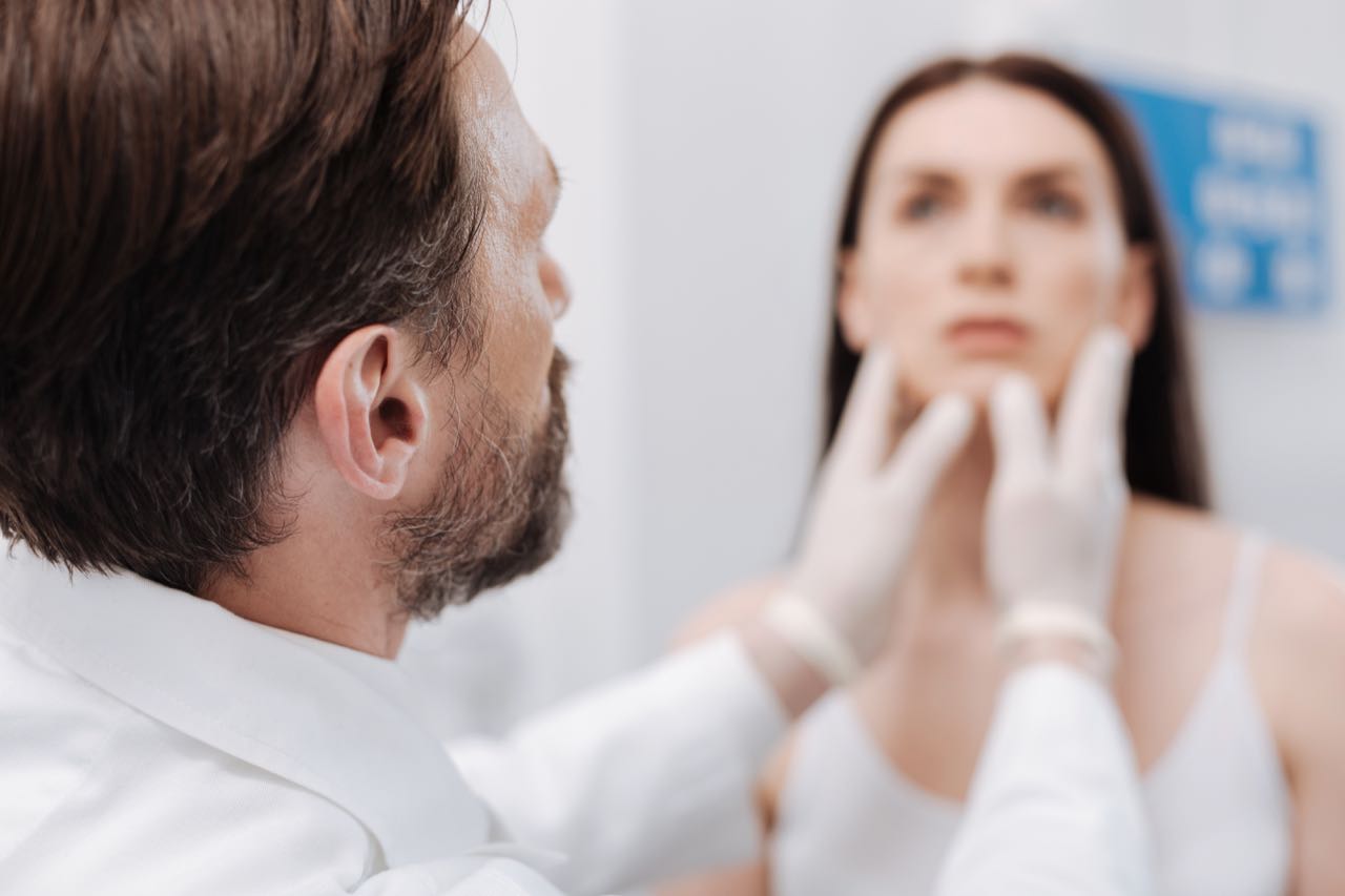 15 Questions To Ask Your Doctor During A Plastic Surgery Consultation