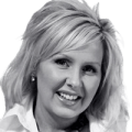 Leslie Reeves, Aesthetician Specialist, Esthetician Irving, TX