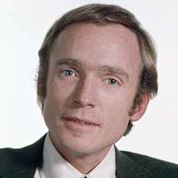 DICK CAVETT