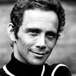 Joel Grey