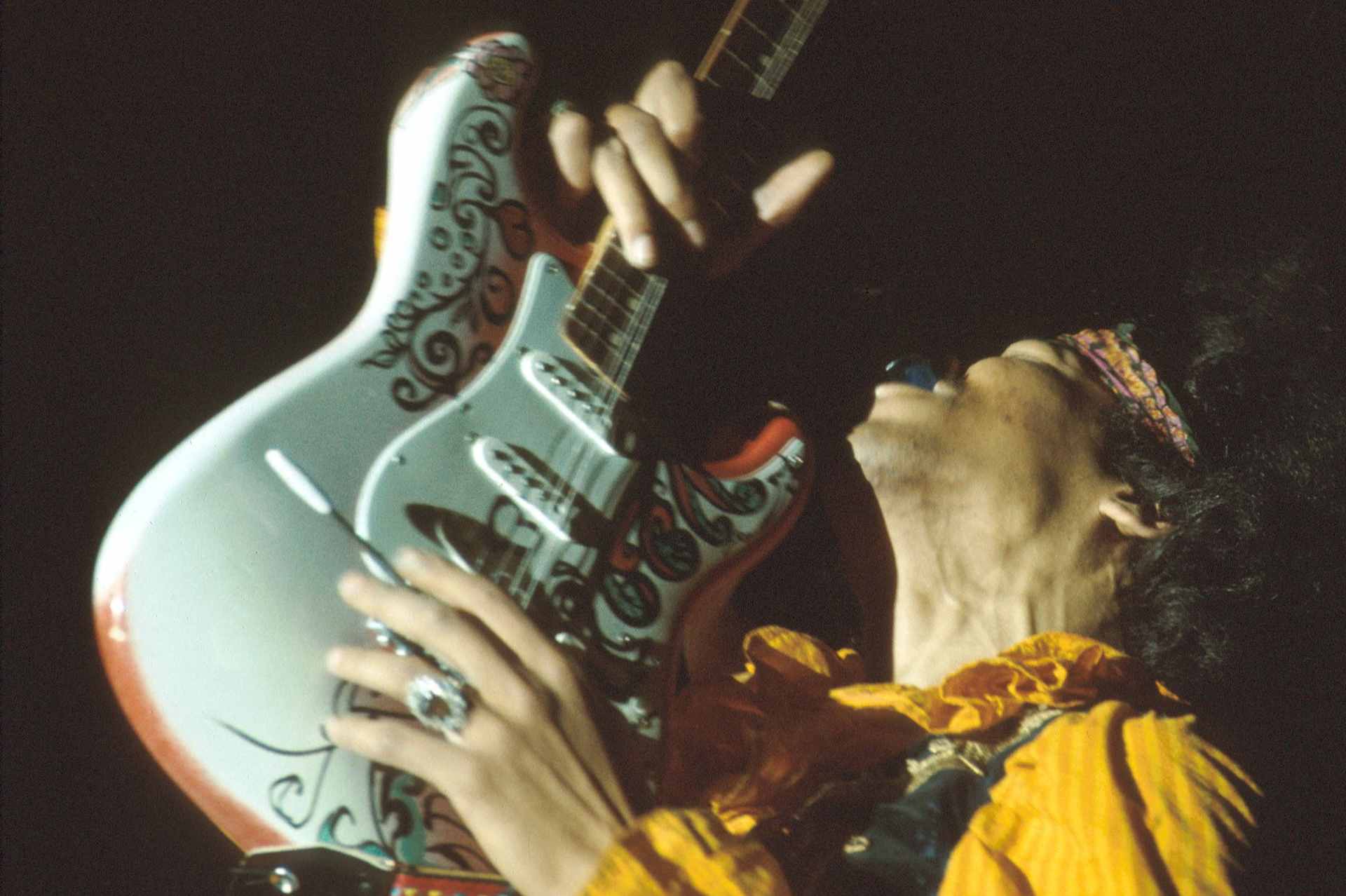 Jimi Hendrix (1942-1970) performs onstage at the Monterey Pop Festival on June 18, 1967 in Monterey, California.