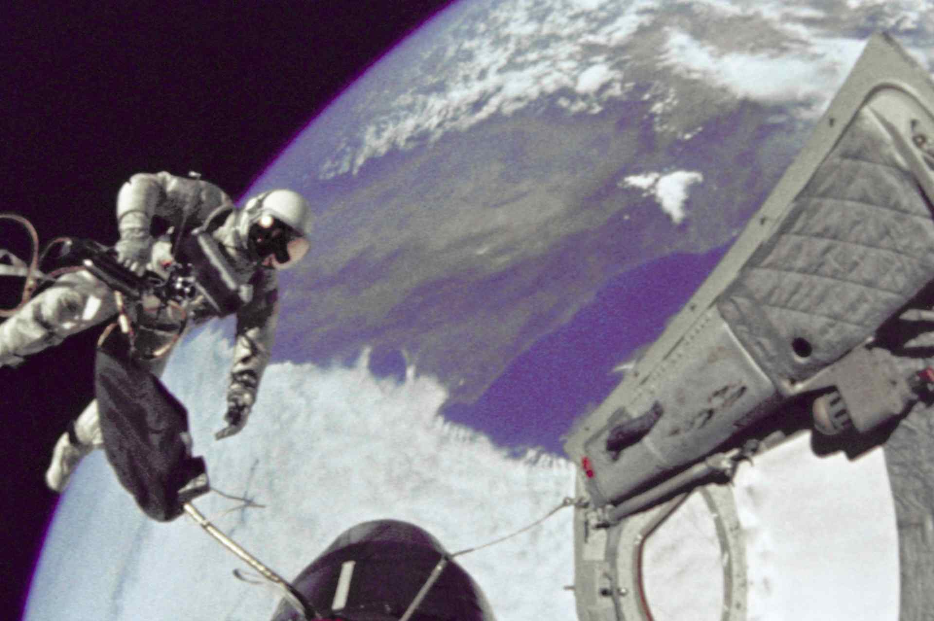 This Day In History: First American astronaut walks in space, Edward H. White