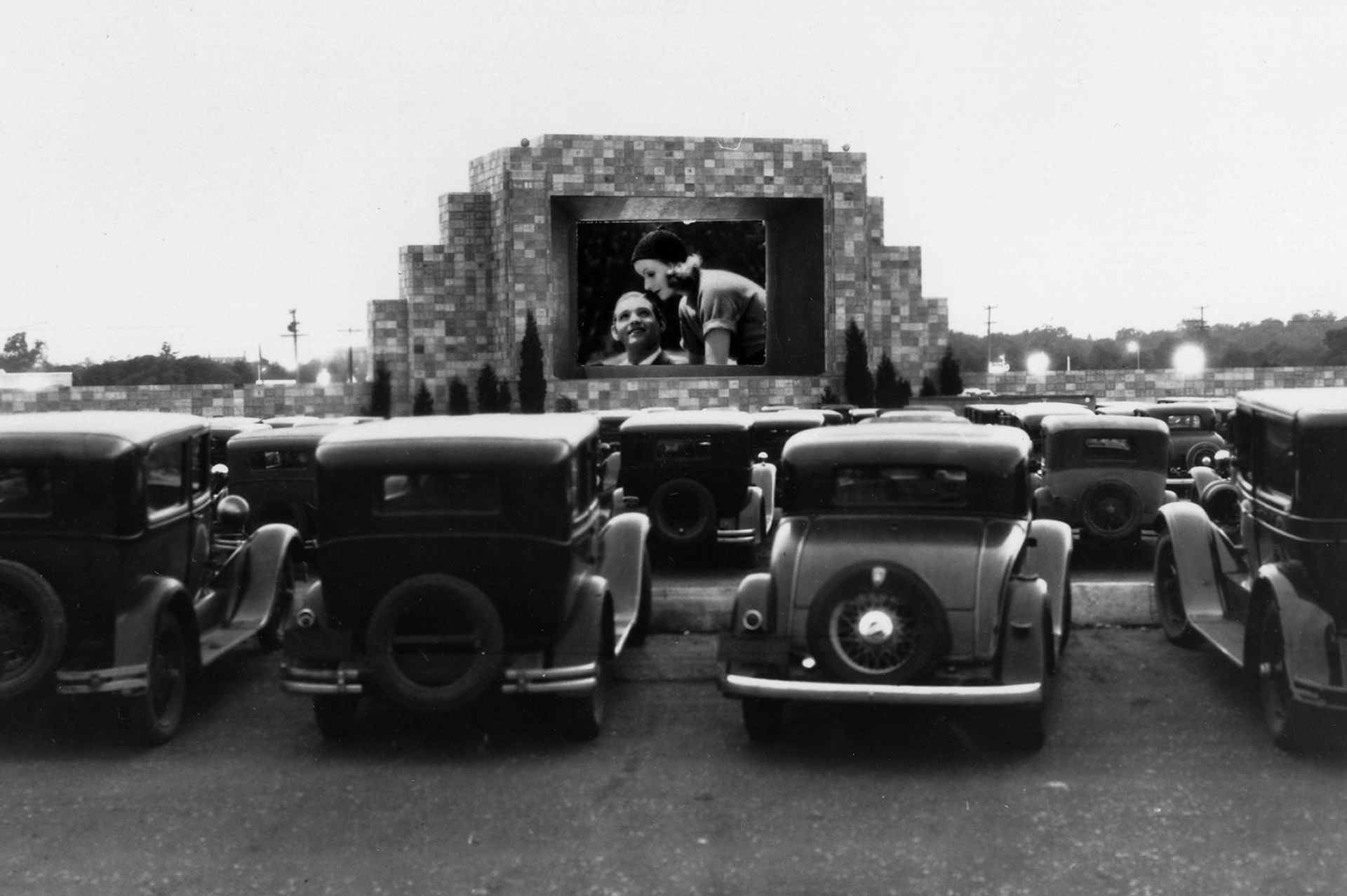 This Day In History: First drive-in movie theater opens, Camden, New Jersey, June 6, 1933