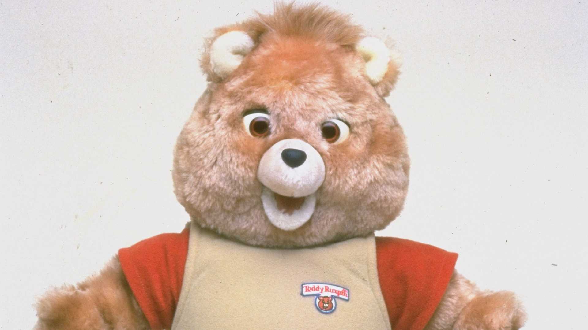 The Teddy Ruxpin toy bear had a built-in microchip that allowed it to speak and move at same time.