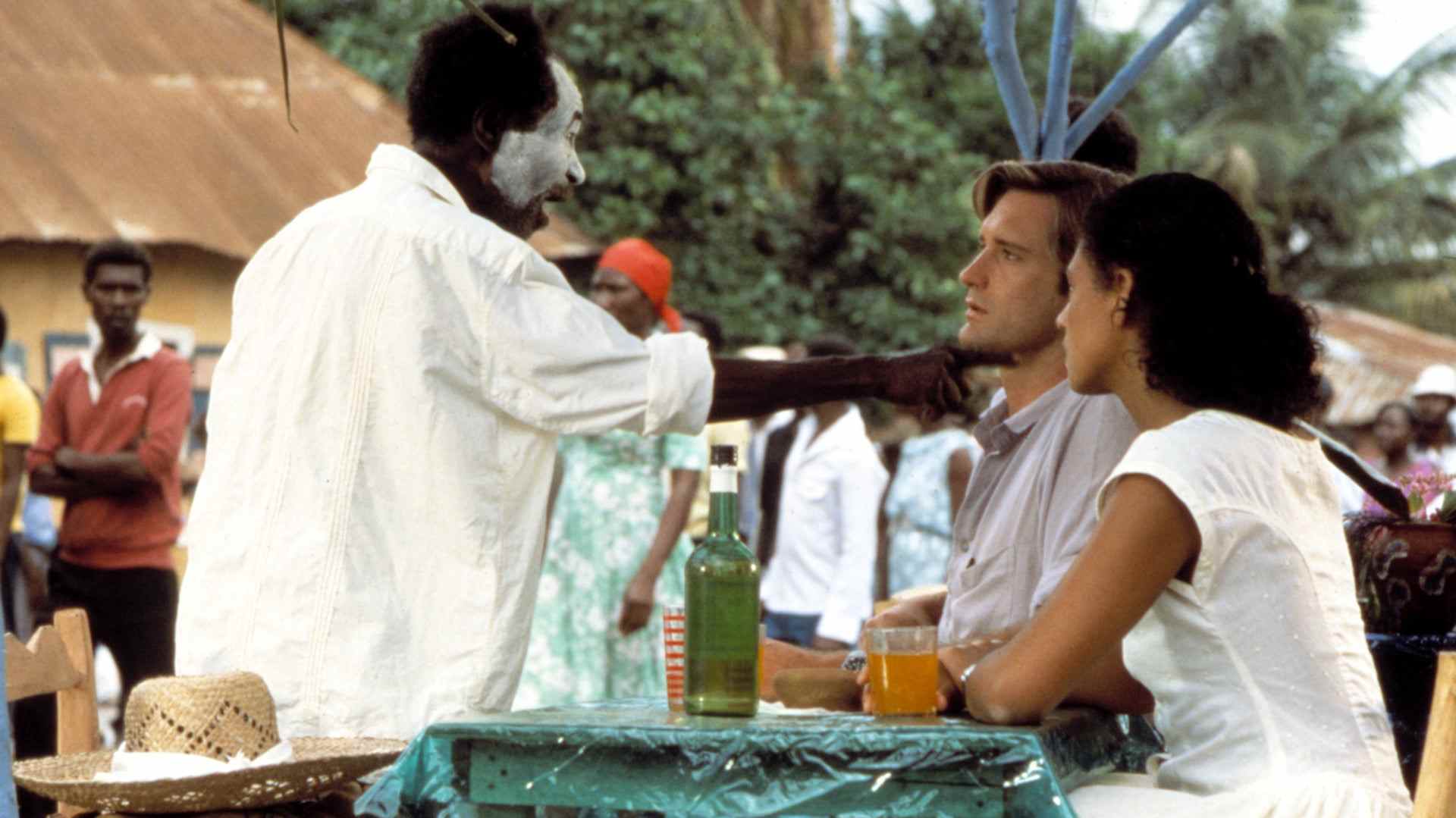 The Real History behind Horro Movies: The Serpent and the Rainbow
