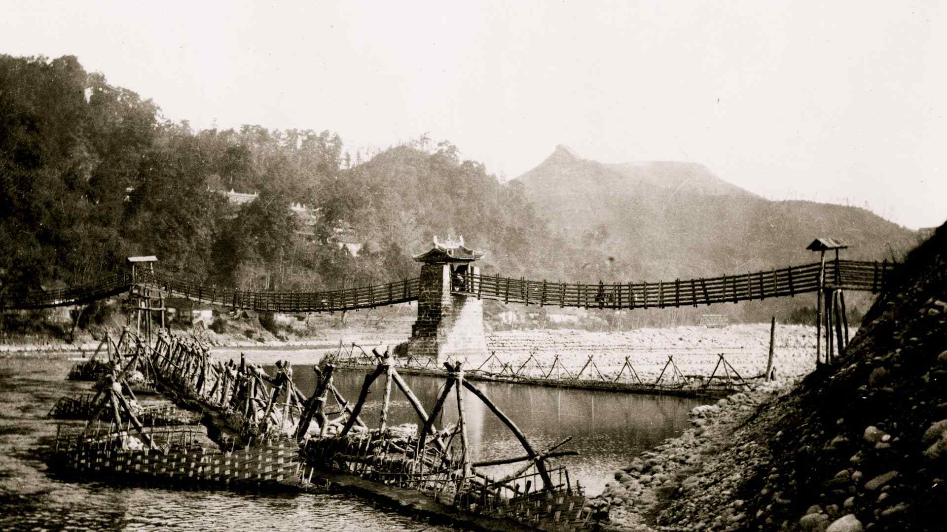 Inventions of the Han Dynasty: Suspension Bridge