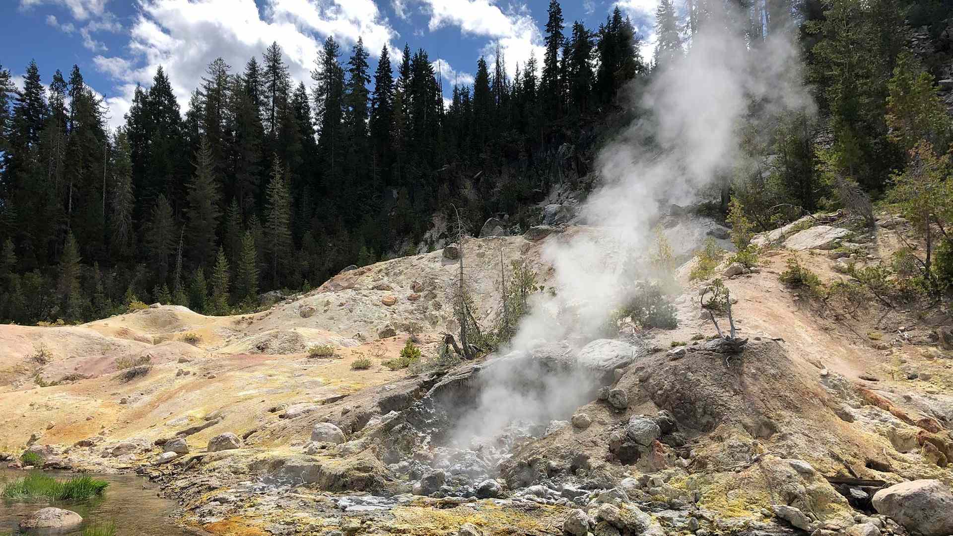 Lassen Volcanic Center.