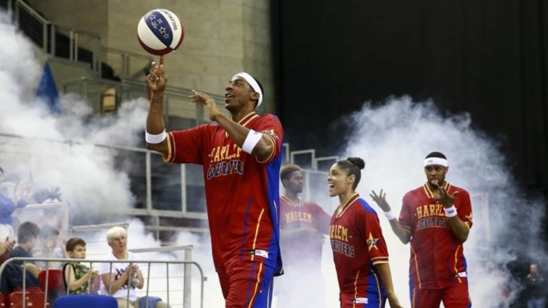 Members of the Harlem Globetrotters arrive before an exhibition game against the World All-Stars at Arena on June 2, 2016 in Budapest,Hungary. (Credit: Arpad Kurucz/Anadolu Agency/Getty Images)