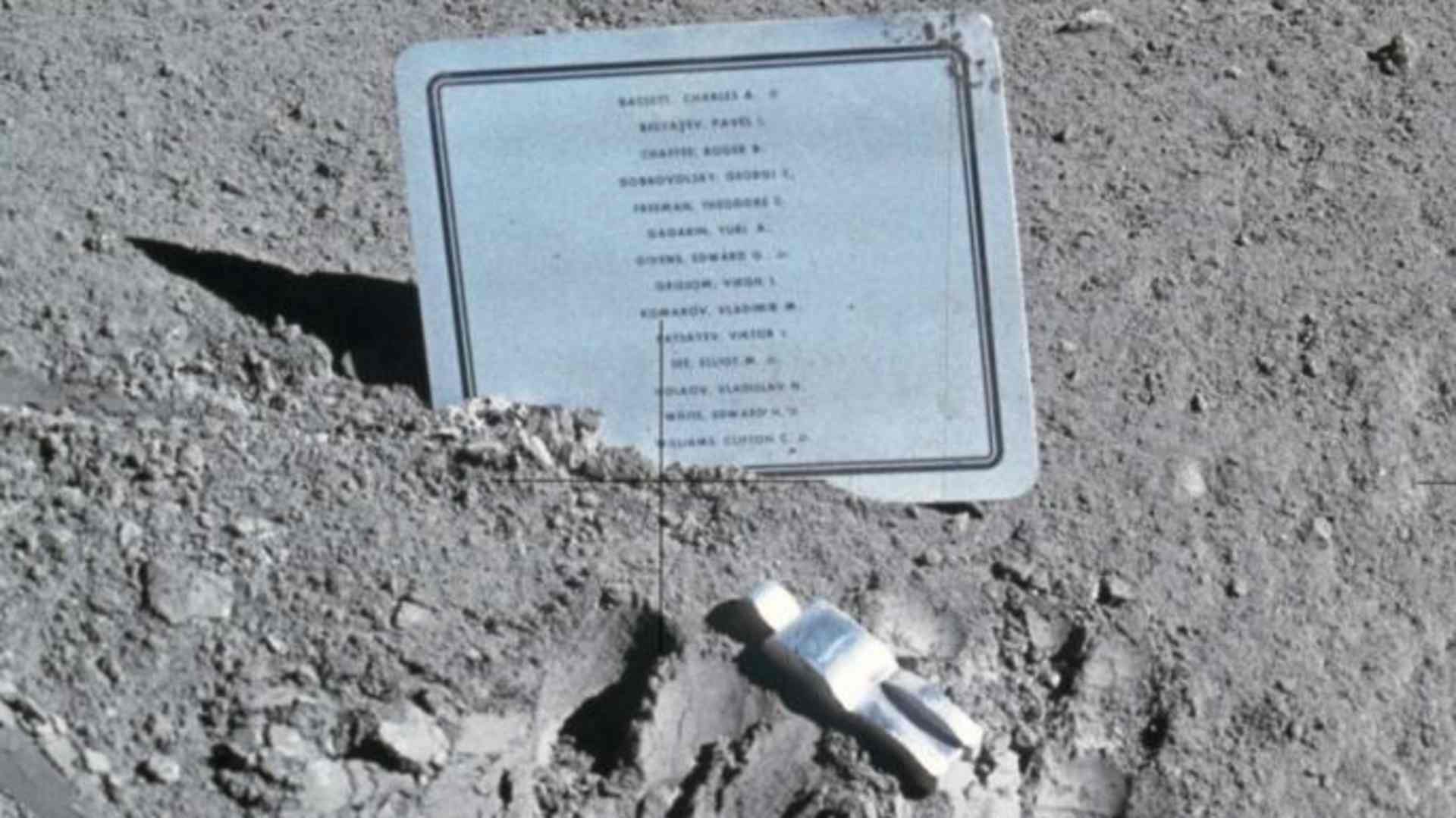 View of Commemorative plaque left on moon at Hadley-Apennine landing site. (Credit: NASA)