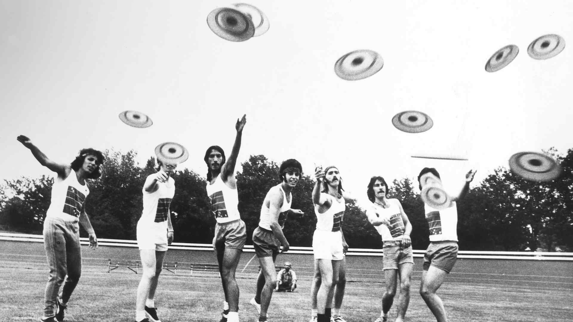 England, Frisbee Trend In 1966