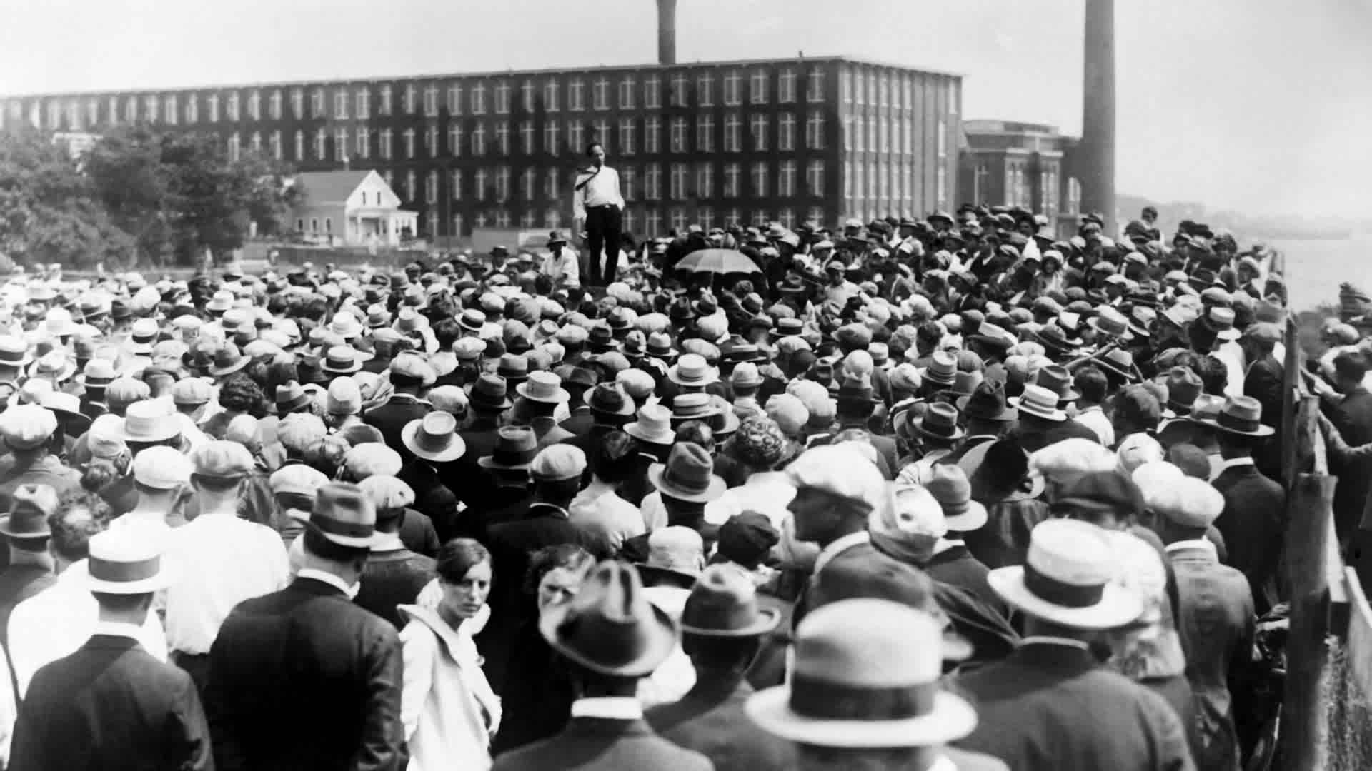 Crowd in the street during a strike, 1927