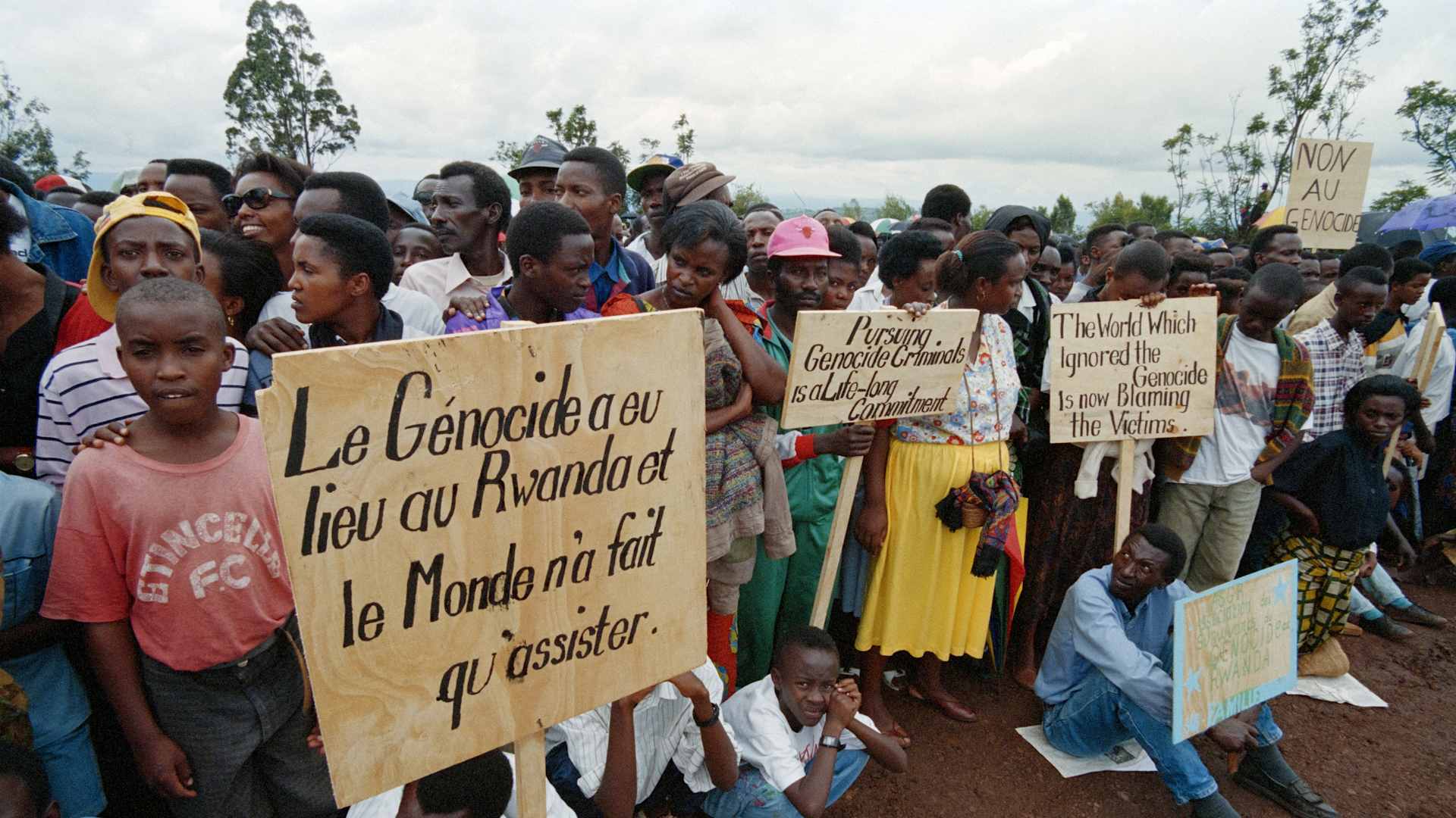 RWANDA-WAR-GENOCIDE-FUNERAL-DEMONSTRATION